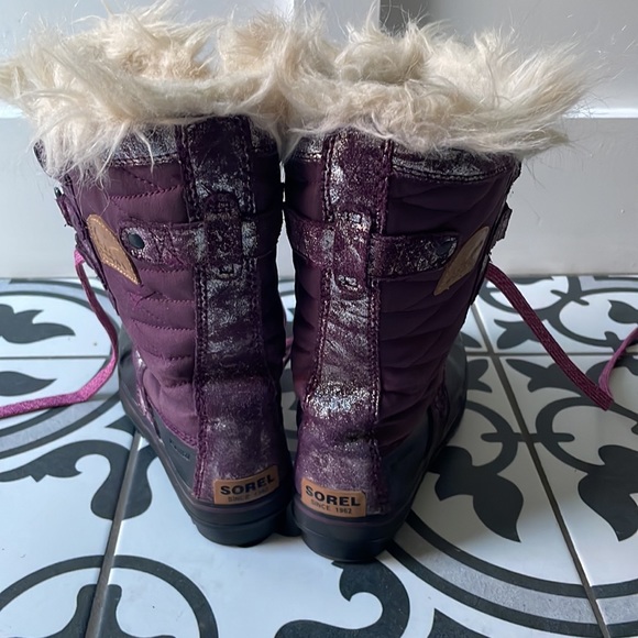 Sorel Girls Boots - Picture 4 of 7